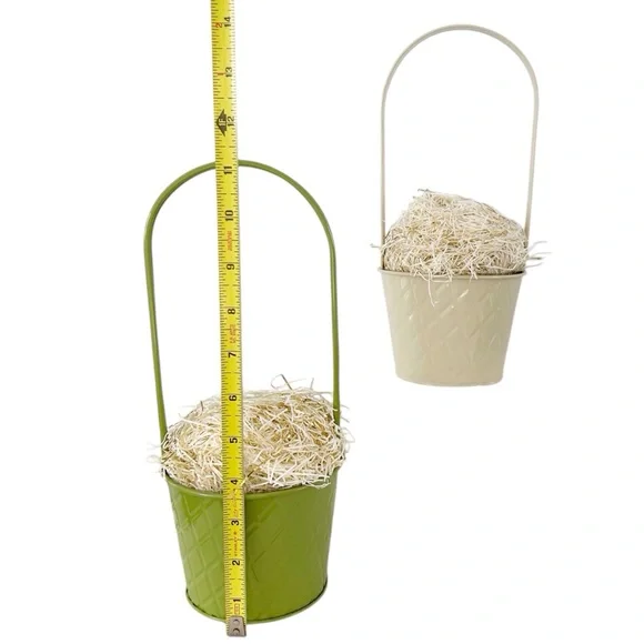 Set of 2 Metal Baskets - Perfect for Easter, Gifts or Potted Plants - Picture 4 of 8